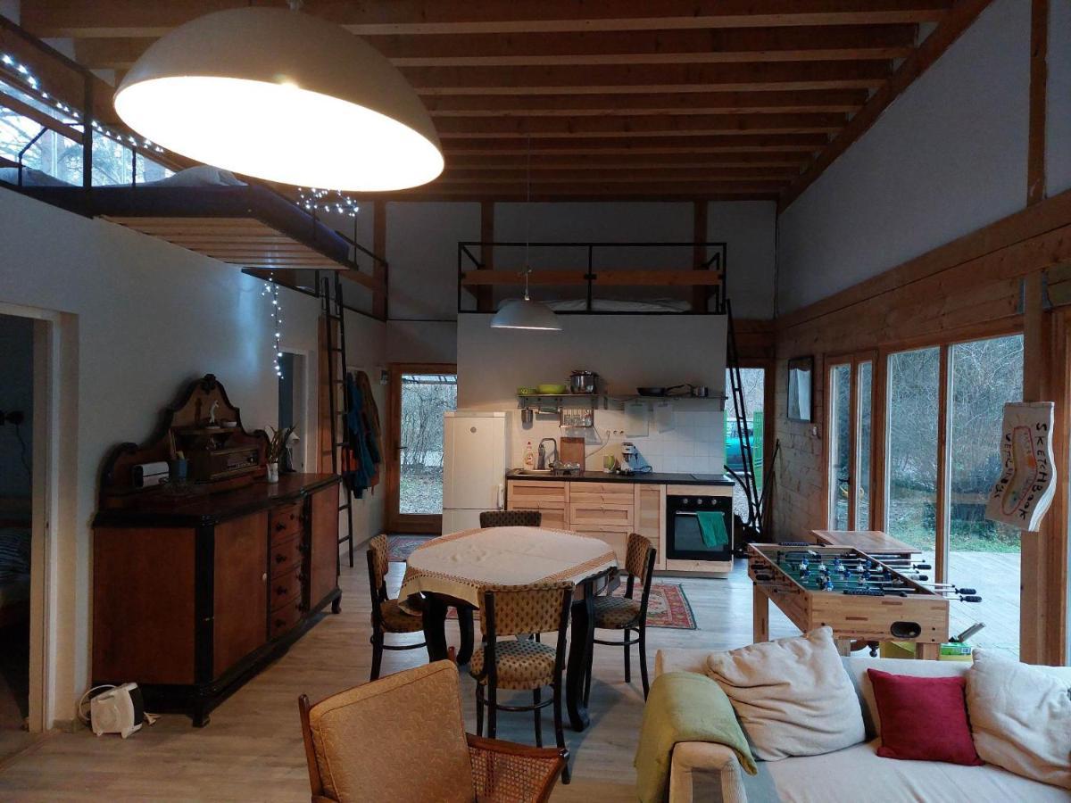 Holiday home Szentendrei Sziget, Modern Fahaz, Telen Is Szigetmonostor